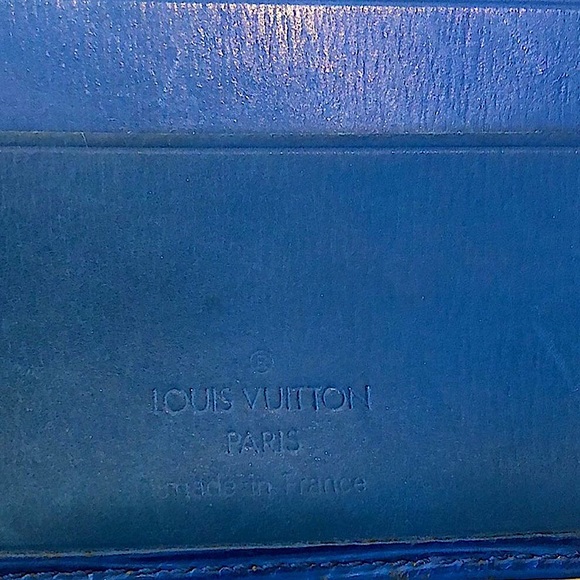 LOUIS VUITTON Blue Epi Leather Marco BiFold Wallet MI0971 - Picture 8 of 17